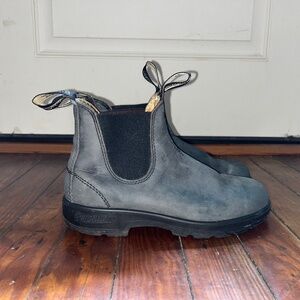 Grey Suede Blundstones - Size 3